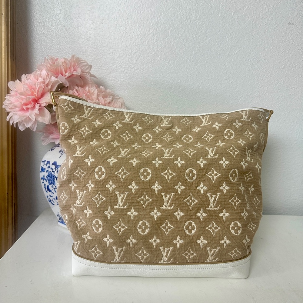 Louis Vuitton Besace Handbag Monogram Sabbia hobo